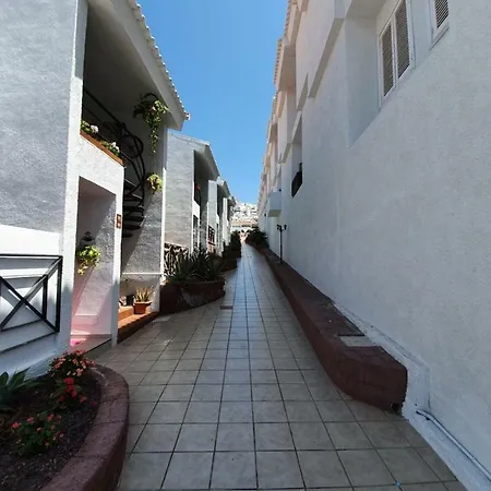 Calle Madrid Costa Adeje (Tenerife)