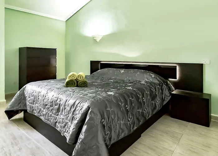 Calle Madrid 아파트 아데제