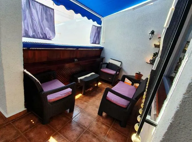 Calle Madrid 아데제